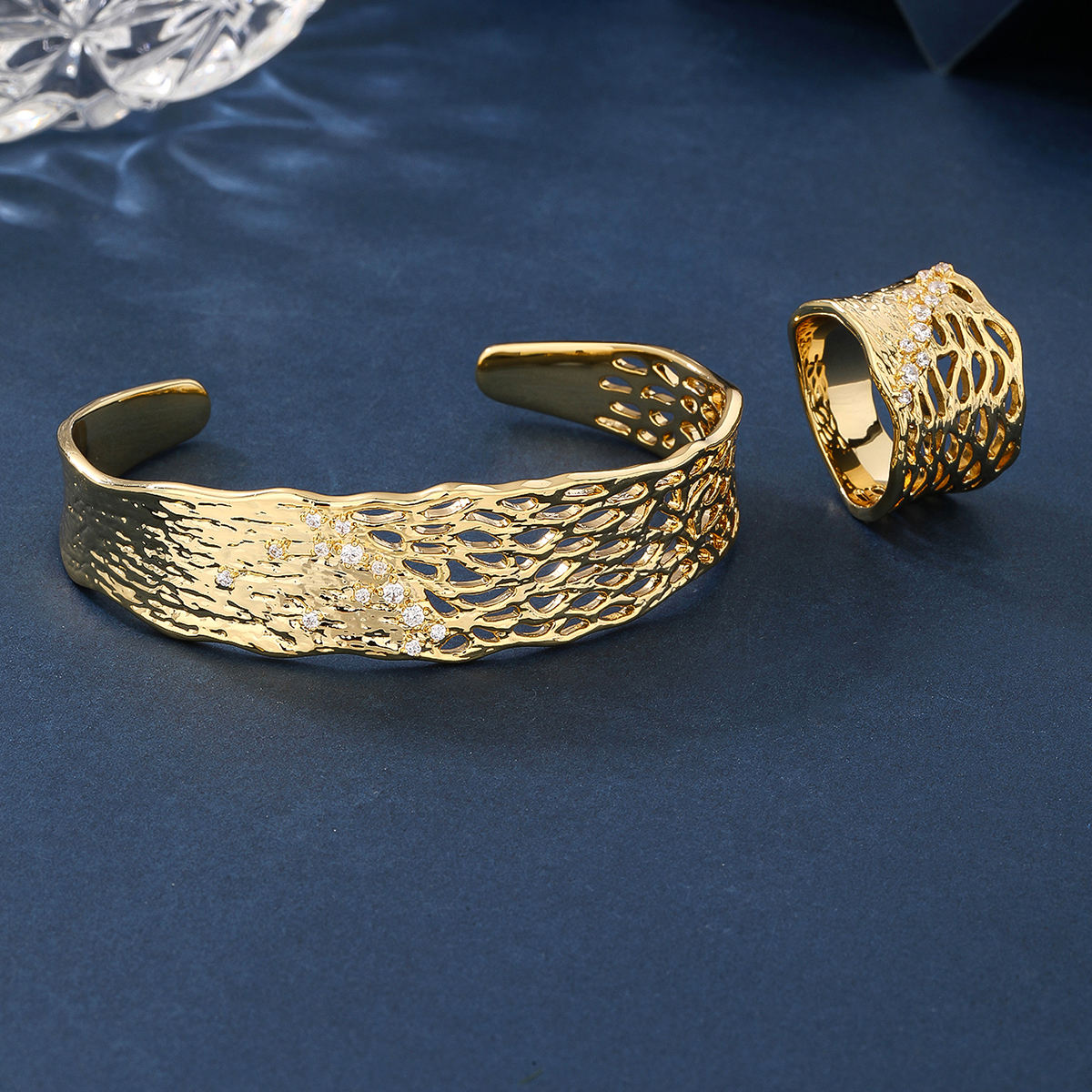 Gold-plated Bracelet and Ring Set with Zircon Design Primarily Made of Brass Link Bracelet