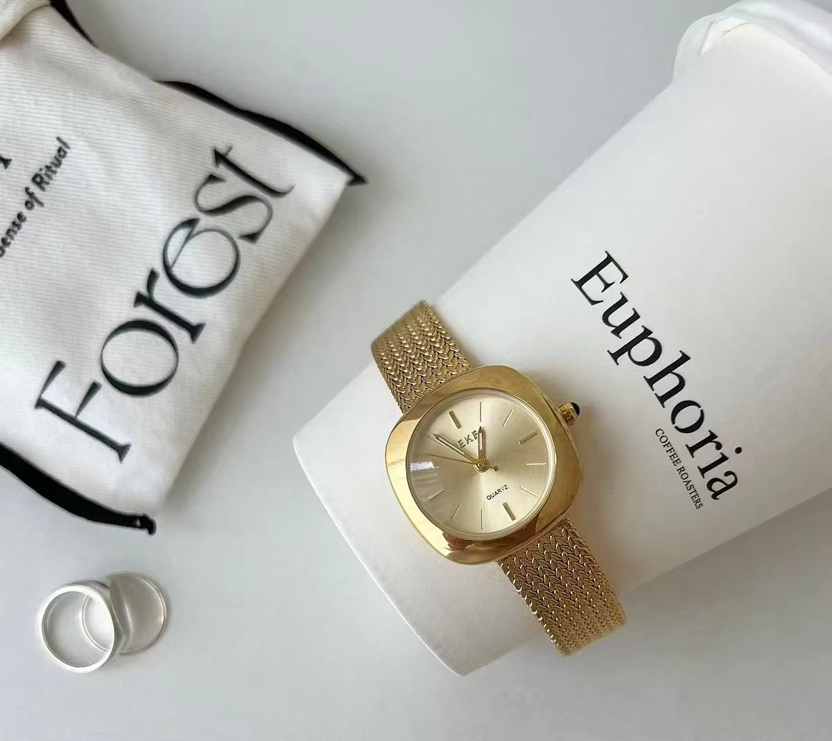 Niche Watch Retro Light Luxury Vintage Fashion Temperament Quartz Watch Female Exquisite Versatile Casual Style