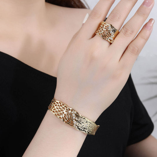 Gold-plated Bracelet and Ring Set with Zircon Design Primarily Made of Brass Link Bracelet